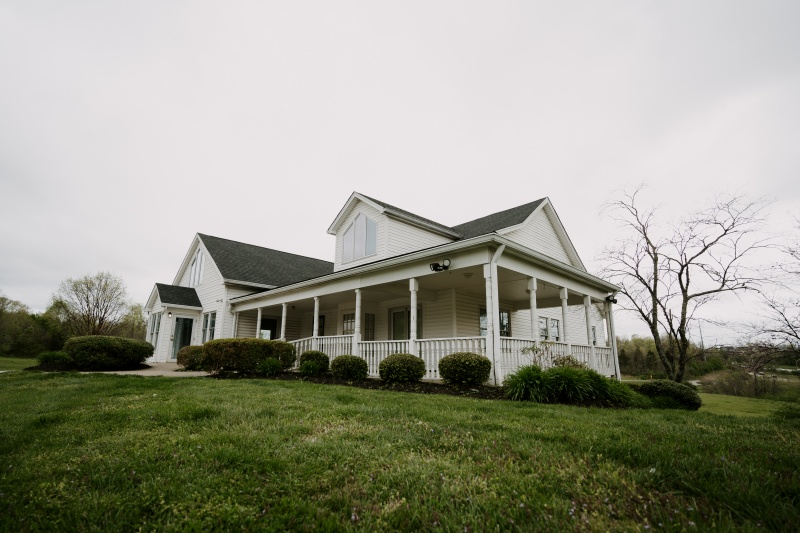 Shelbyville Road Veterinary Clinic in Louisville, KY